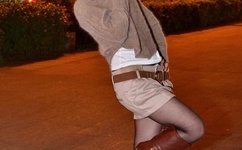 美女扒开衣服露出Q弹Q弹的奶头